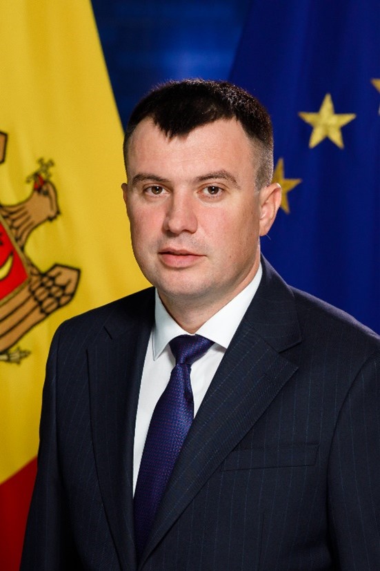 Петру Ротару